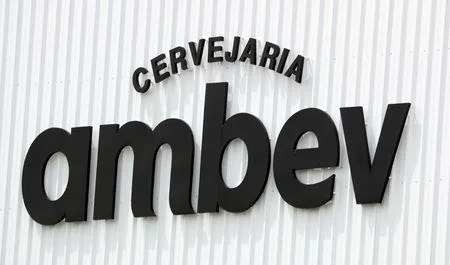 Ambev vende menos bebidas e  e outros artigos da semana – 20.02.2026
