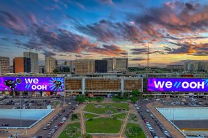 ViOOH e WeOOH firmam parceria para DOOH no Brasil – 29.04.2026